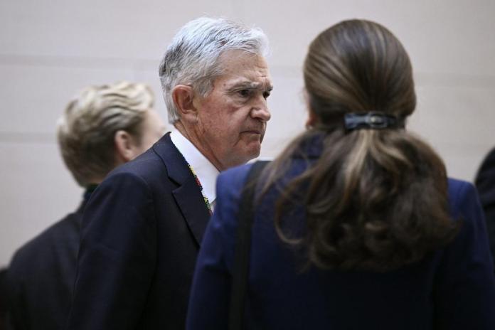 The only people who feel good are ‘making over 0,000’ and ‘have large stock portfolios’ The only people who feel good are ‘making over 0,000’ and ‘have large stock portfolios’