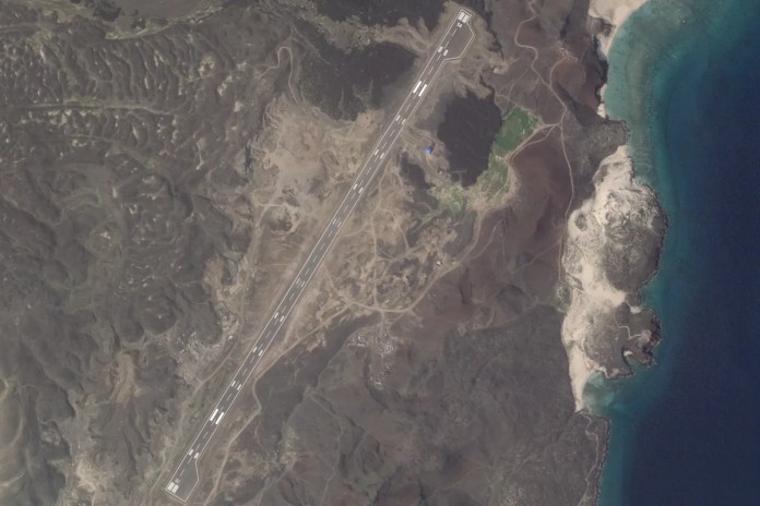 A mysterious airstrip built on a Yemeni island comes as Houthi rebels are increasingly squeezed A mysterious airstrip built on a Yemeni island comes as Houthi rebels are increasingly squeezed