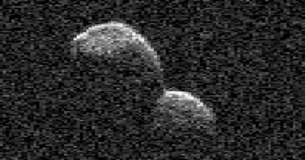 Radar Images Show Large Object Drifting Past Earth Radar Images Show Large Object Drifting Past Earth