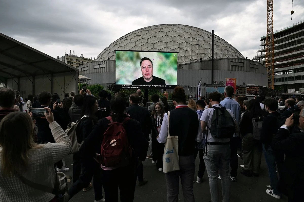 Twitter Under “Free Speech Absolutist” Elon Musk Is Actually Suspending Way More People Than Before Twitter Under “Free Speech Absolutist” Elon Musk Is Actually Suspending Way More People Than Before