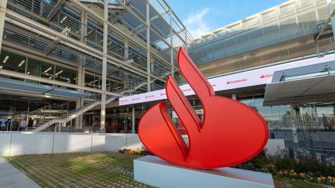 Santander and Pemberton launch supply chain finance joint venture Santander and Pemberton launch supply chain finance joint venture