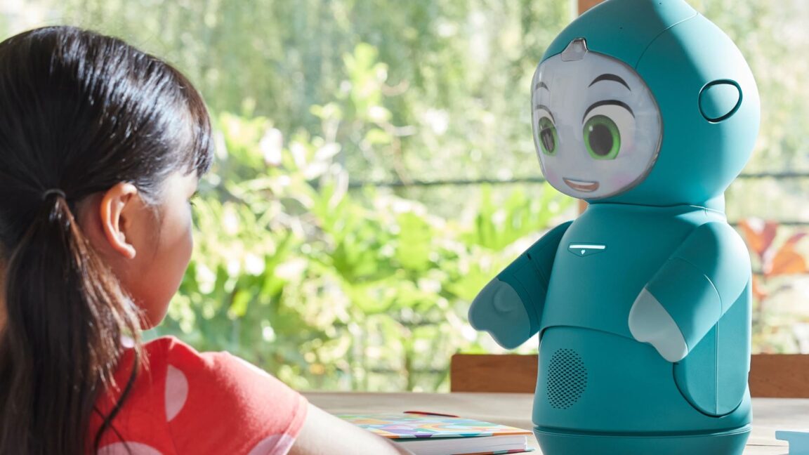 Startup will brick 0 emotional support robot for kids without refunds Startup will brick 0 emotional support robot for kids without refunds