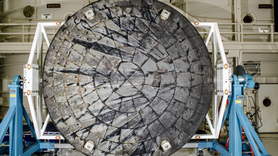 NASA says Orion’s heat shield is good to go for Artemis II—but does it matter? NASA says Orion’s heat shield is good to go for Artemis II—but does it matter?
