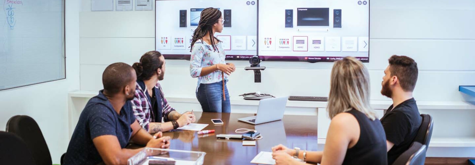 How to Optimize Shared Spaces for Hybrid Work and Instruction How to Optimize Shared Spaces for Hybrid Work and Instruction