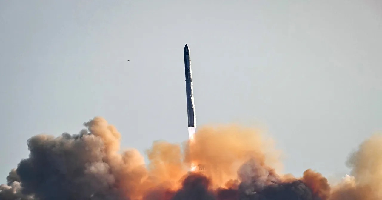 Elon Musk Calls Out NASA’s Moon Ambitions: ‘We’re Going Straight to Mars’ Elon Musk Calls Out NASA’s Moon Ambitions: ‘We’re Going Straight to Mars’