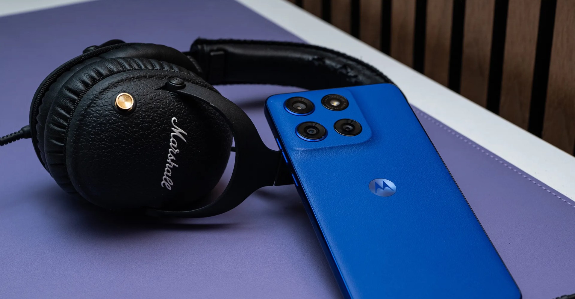 5 Best Phones With Headphone Jacks (2025): Tested and Reviewed 5 Best Phones With Headphone Jacks (2025): Tested and Reviewed