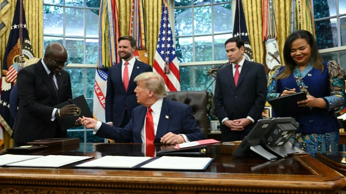 Donald Trump: ‘I’ll Choose a Fed Chair Who Prioritizes Lower Interest Rates!’ Donald Trump: ‘I’ll Choose a Fed Chair Who Prioritizes Lower Interest Rates!’