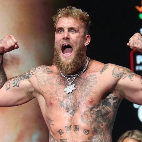 Jake Paul Set for High-Stakes Showdown Against Ex-Champion Julio Cesar Chavez Jr. – His First Bout Since Defeating Mike Tyson! Jake Paul Set for High-Stakes Showdown Against Ex-Champion Julio Cesar Chavez Jr. – His First Bout Since Defeating Mike Tyson!