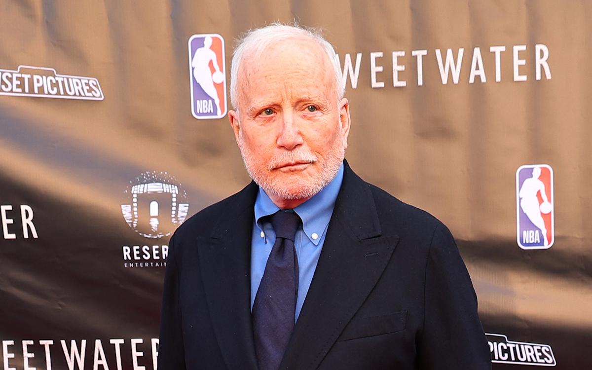 Richard Dreyfuss of ‘Jaws’ Cancels Public Appearance After Viral Bronchitis Diagnosis: ‘I Feel Terrible About Missing It’ Richard Dreyfuss of ‘Jaws’ Cancels Public Appearance After Viral Bronchitis Diagnosis: ‘I Feel Terrible About Missing It’