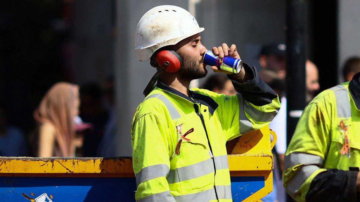 Stay Safe: WHO Issues Urgent Warning on Workplace Heat Dangers Stay Safe: WHO Issues Urgent Warning on Workplace Heat Dangers