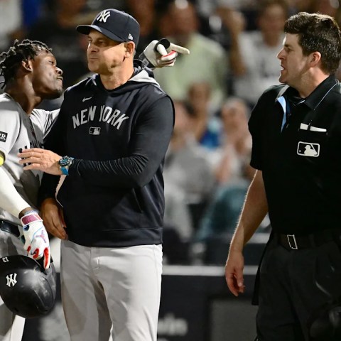 Yankees’ Jazz Chisholm Faces 1-Game Suspension for Explosive Social Media Reaction Following Ejection Yankees’ Jazz Chisholm Faces 1-Game Suspension for Explosive Social Media Reaction Following Ejection