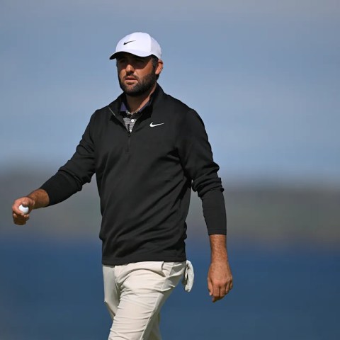 British Open Round 3 Recap: Scottie Scheffler Surge to a 4-Shot Lead – Full Leaderboard Insights! British Open Round 3 Recap: Scottie Scheffler Surge to a 4-Shot Lead – Full Leaderboard Insights!