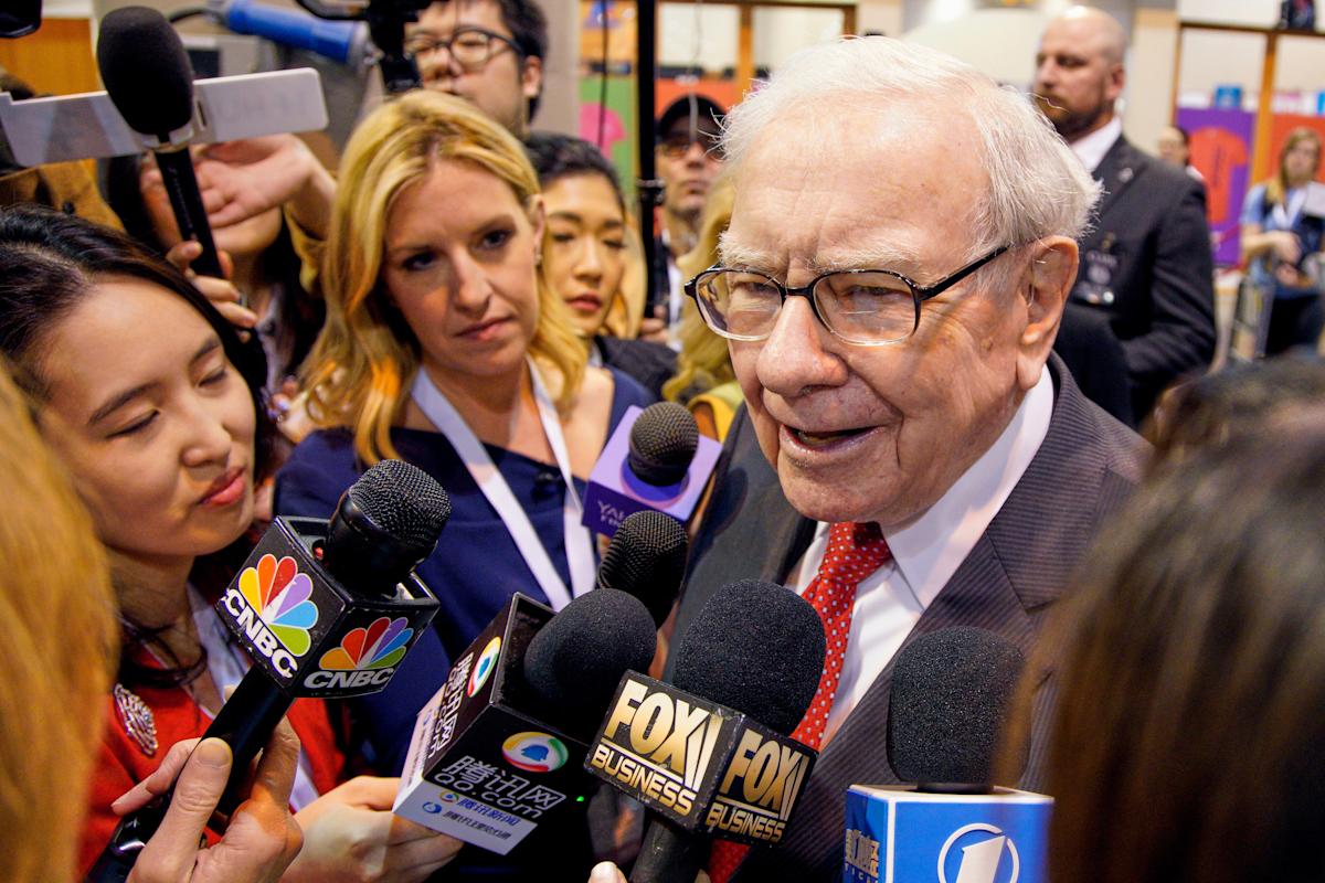 Key Takeaways from Warren Buffett’s Final Day as Berkshire Hathaway Leader: Insights You Can’t Miss! Key Takeaways from Warren Buffett’s Final Day as Berkshire Hathaway Leader: Insights You Can’t Miss!