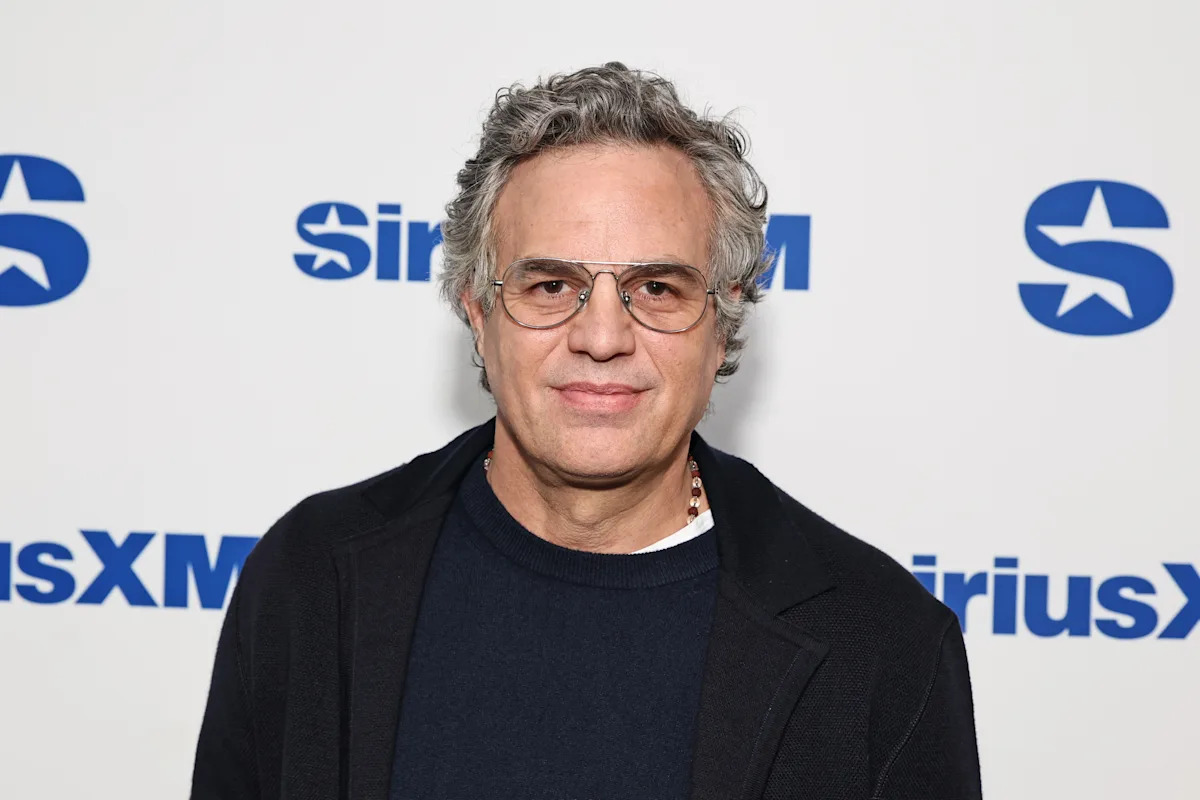 Mark Ruffalo Claims He’s on Paramount’s Banned Actors List for Criticizing Warner Bros. Merger: ‘Vindictive Motherf—–s’ Mark Ruffalo Claims He’s on Paramount’s Banned Actors List for Criticizing Warner Bros. Merger: ‘Vindictive Motherf—–s’