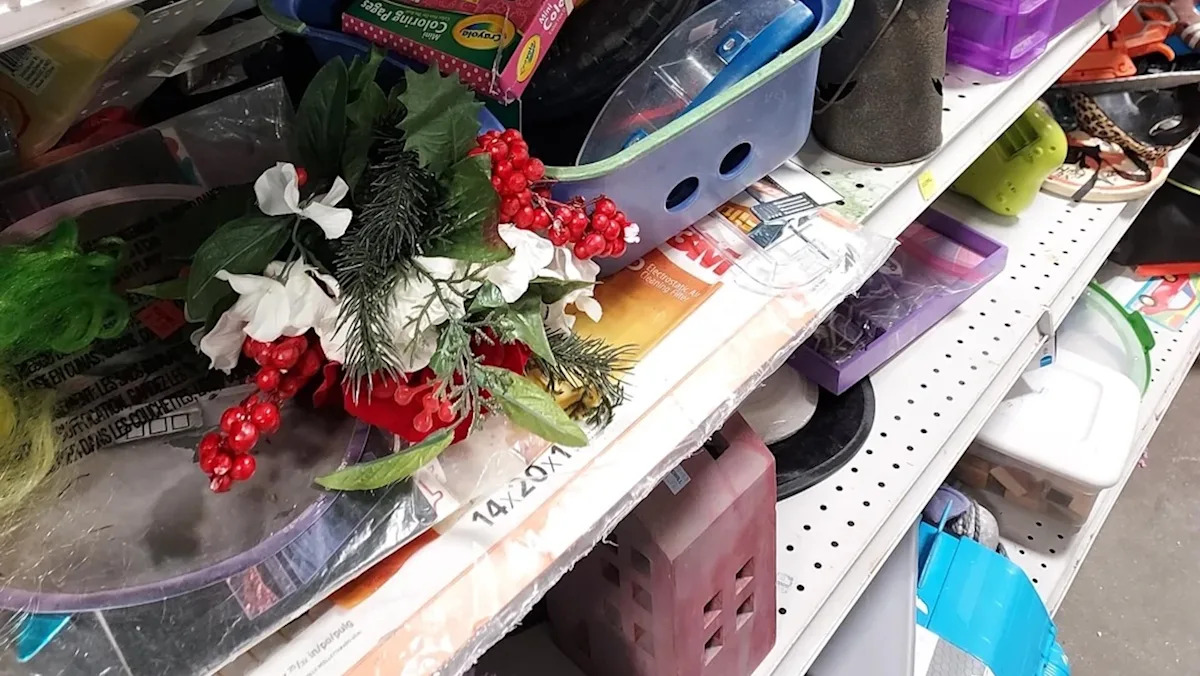 Shocking Photos from a Goodwill Store: Are These Empty Shelves the New Normal? Shocking Photos from a Goodwill Store: Are These Empty Shelves the New Normal?