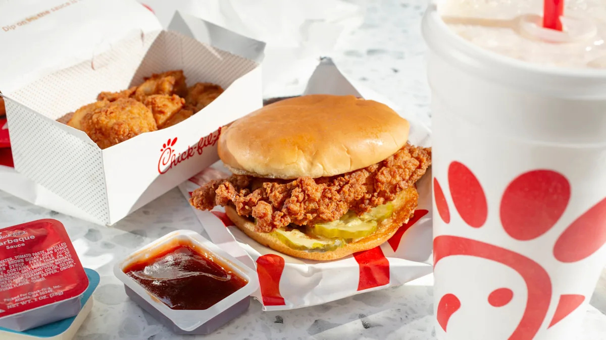 Late-Night Chicken Cravings? Discover Chick-fil-A’s New Vending Machine (Just Not on Sundays!) Late-Night Chicken Cravings? Discover Chick-fil-A’s New Vending Machine (Just Not on Sundays!)
