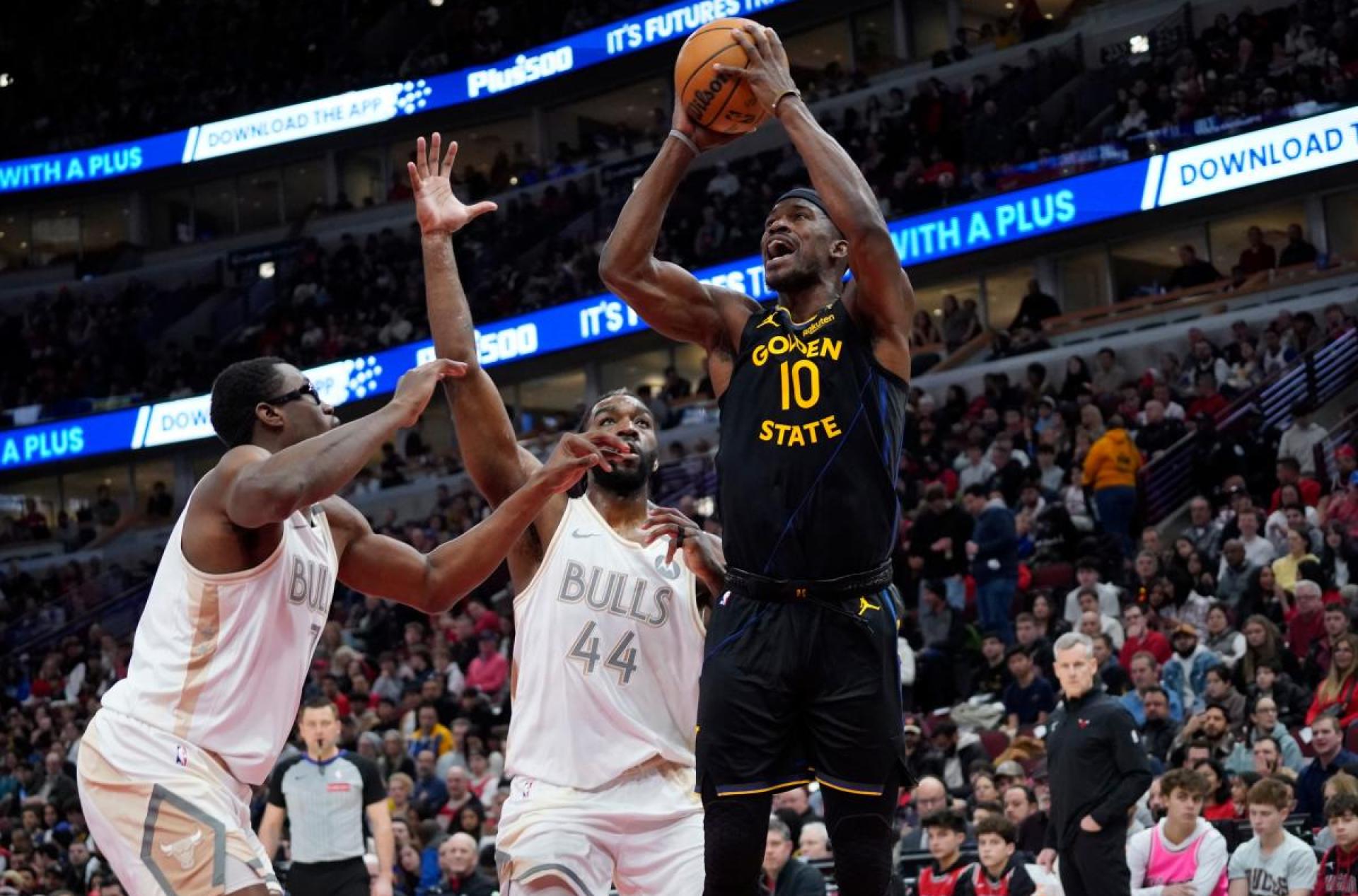 Jimmy Butler Shines in Warriors Debut with 25-Point Performance: Game Highlights and Insights Jimmy Butler Shines in Warriors Debut with 25-Point Performance: Game Highlights and Insights