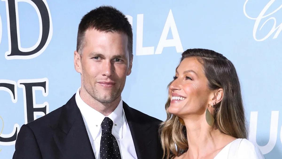 Tom Brady’s Hilariously Stiff Gucci Runway Strut Leaves Ex-Wife Gisele Bündchen in Stitches! Tom Brady’s Hilariously Stiff Gucci Runway Strut Leaves Ex-Wife Gisele Bündchen in Stitches!