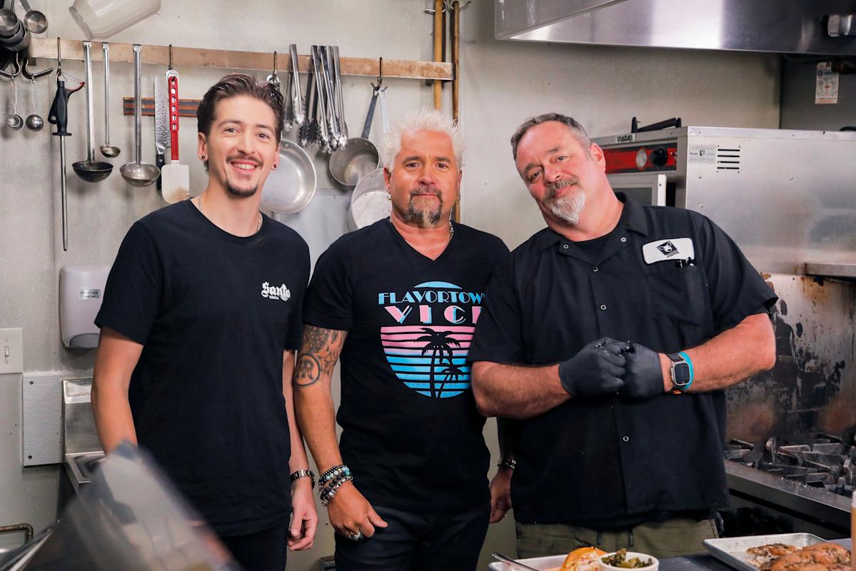 Discover the 8 Must-Try Alabama Eats Guy Fieri Couldn’t Get Enough of on Diners, Drive-Ins and Dives! Discover the 8 Must-Try Alabama Eats Guy Fieri Couldn’t Get Enough of on Diners, Drive-Ins and Dives!
