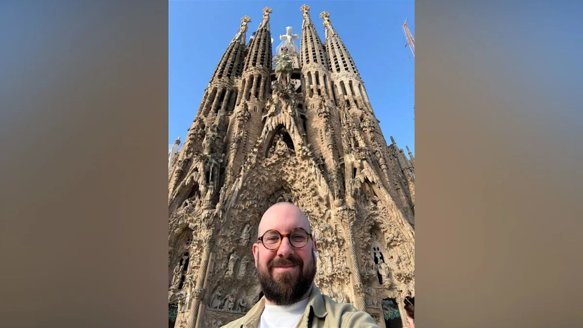 Why This Fan Chose to Fly to Barcelona Instead of Taking the Train: A Travel Adventure! Why This Fan Chose to Fly to Barcelona Instead of Taking the Train: A Travel Adventure!
