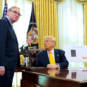 White House Misleadingly Links Americans’ Spending Habits to ‘Optimism’: The Truth Revealed White House Misleadingly Links Americans’ Spending Habits to ‘Optimism’: The Truth Revealed