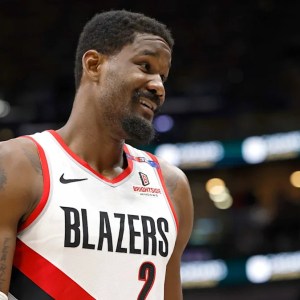 Deandre Ayton Signs Exciting Two-Year Deal with Los Angeles Lakers Following Trail Blazers Buyout! Deandre Ayton Signs Exciting Two-Year Deal with Los Angeles Lakers Following Trail Blazers Buyout!