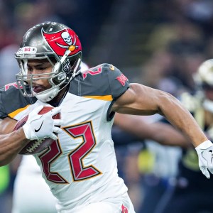 Tragic Loss: Doug Martin, Former Buccaneers & Boise State RB, Passes Away at 36 in Police Custody Tragic Loss: Doug Martin, Former Buccaneers & Boise State RB, Passes Away at 36 in Police Custody