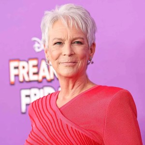 Jamie Lee Curtis Calls Out Plastic Surgery: A Harsh Truth About Its Impact on Women Today Jamie Lee Curtis Calls Out Plastic Surgery: A Harsh Truth About Its Impact on Women Today