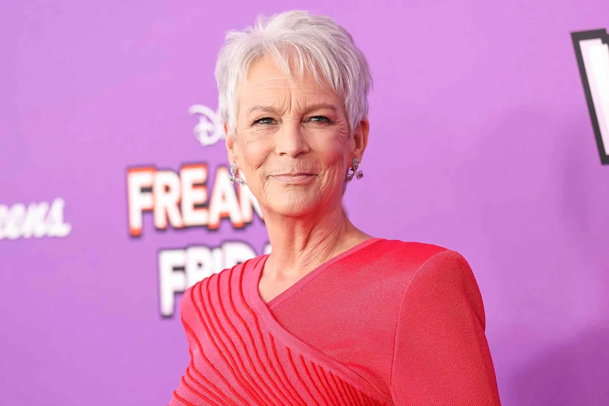 Jamie Lee Curtis Calls Out Plastic Surgery: A Harsh Truth About Its Impact on Women Today Jamie Lee Curtis Calls Out Plastic Surgery: A Harsh Truth About Its Impact on Women Today
