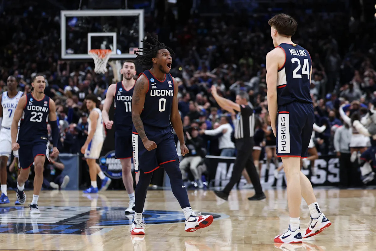 UConn Shocks Duke with Braylon Mullins’ Epic Buzzer-Beater and 19-Point Comeback to Reach Final Four! UConn Shocks Duke with Braylon Mullins’ Epic Buzzer-Beater and 19-Point Comeback to Reach Final Four!