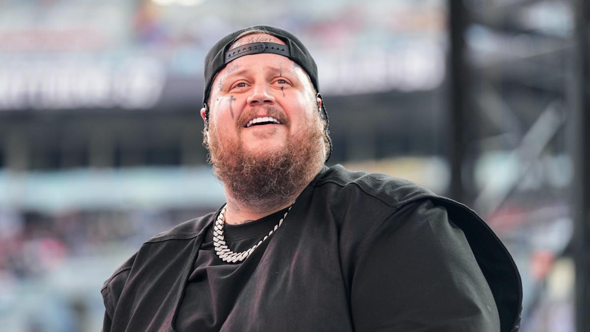 Jelly Roll’s Powerful Ballad: A Bold Response to Online Critics and Haters Jelly Roll’s Powerful Ballad: A Bold Response to Online Critics and Haters