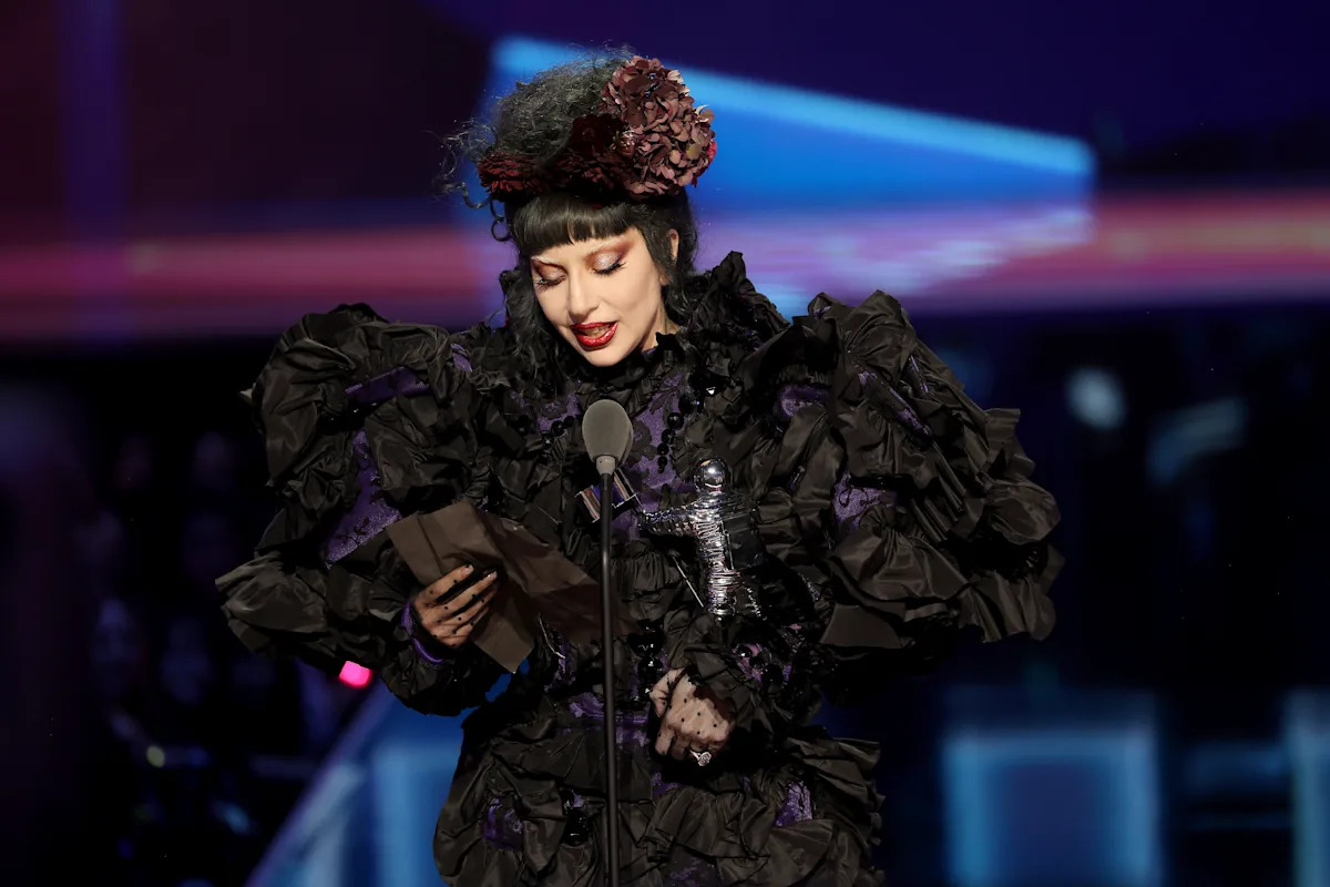 MTV VMAs 2025: Live Updates on Megan Moroney and Alex Warren’s Early Wins—Exciting Performances from Lady Gaga, Sabrina Carpenter, and Tate McRae to Come! MTV VMAs 2025: Live Updates on Megan Moroney and Alex Warren’s Early Wins—Exciting Performances from Lady Gaga, Sabrina Carpenter, and Tate McRae to Come!