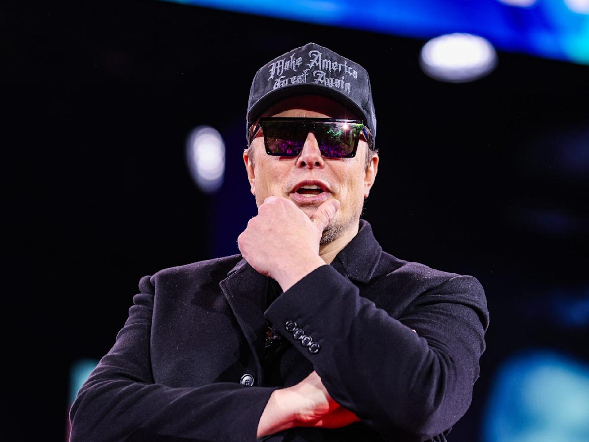 Elon Musk Declares DOGE Still Engaging Federal Workers with Productivity Email Summaries! Elon Musk Declares DOGE Still Engaging Federal Workers with Productivity Email Summaries!