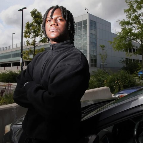 Students and Unions React to Carleton University’s Frustrating Parking Pass Restrictions Students and Unions React to Carleton University’s Frustrating Parking Pass Restrictions