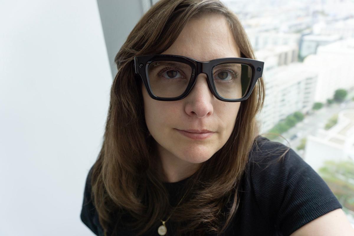 Meta Ray-Ban Display Review: Discover the Power and Style of Chunky Smart Glasses! Meta Ray-Ban Display Review: Discover the Power and Style of Chunky Smart Glasses!