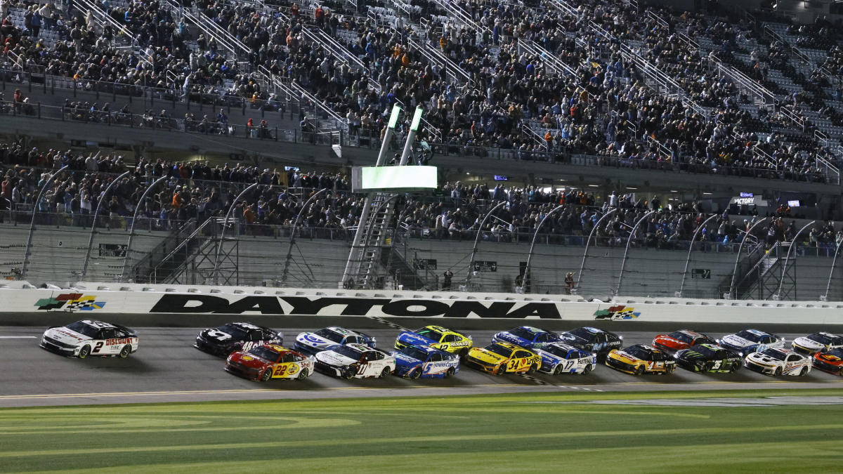 Don’t Miss the Daytona 500 Live: President Trump’s Visit, Latest Weather Updates, and Exciting Highlights from the 2025 NASCAR Cup Series Kickoff! Don’t Miss the Daytona 500 Live: President Trump’s Visit, Latest Weather Updates, and Exciting Highlights from the 2025 NASCAR Cup Series Kickoff!