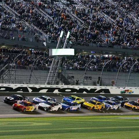 Don’t Miss the Daytona 500 Live: President Trump’s Visit, Latest Weather Updates, and Exciting Highlights from the 2025 NASCAR Cup Series Kickoff! Don’t Miss the Daytona 500 Live: President Trump’s Visit, Latest Weather Updates, and Exciting Highlights from the 2025 NASCAR Cup Series Kickoff!