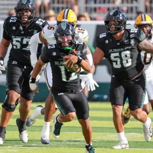 Hawaii Shocks Cal with Last-Minute Win in Hawaii Bowl: Drew Weaver’s Heroic TD Pass Seals the 35-31 Victory! Hawaii Shocks Cal with Last-Minute Win in Hawaii Bowl: Drew Weaver’s Heroic TD Pass Seals the 35-31 Victory!