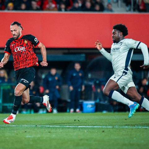 Thrilling Stalemate: Underdogs Shine in Last-Minute Showdown in European Race Thrilling Stalemate: Underdogs Shine in Last-Minute Showdown in European Race