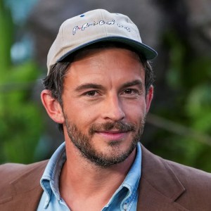 Jonathan Bailey Pauses Acting Career to Reflect on Global Events: What It Means for His Future Jonathan Bailey Pauses Acting Career to Reflect on Global Events: What It Means for His Future