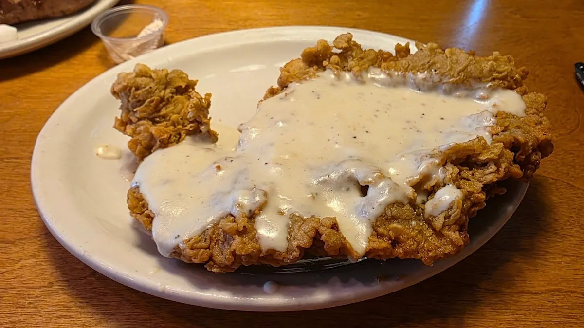 Discover the Secret Cut of Beef Behind Texas Roadhouse’s Irresistibly Delicious Country Fried Steak! Discover the Secret Cut of Beef Behind Texas Roadhouse’s Irresistibly Delicious Country Fried Steak!