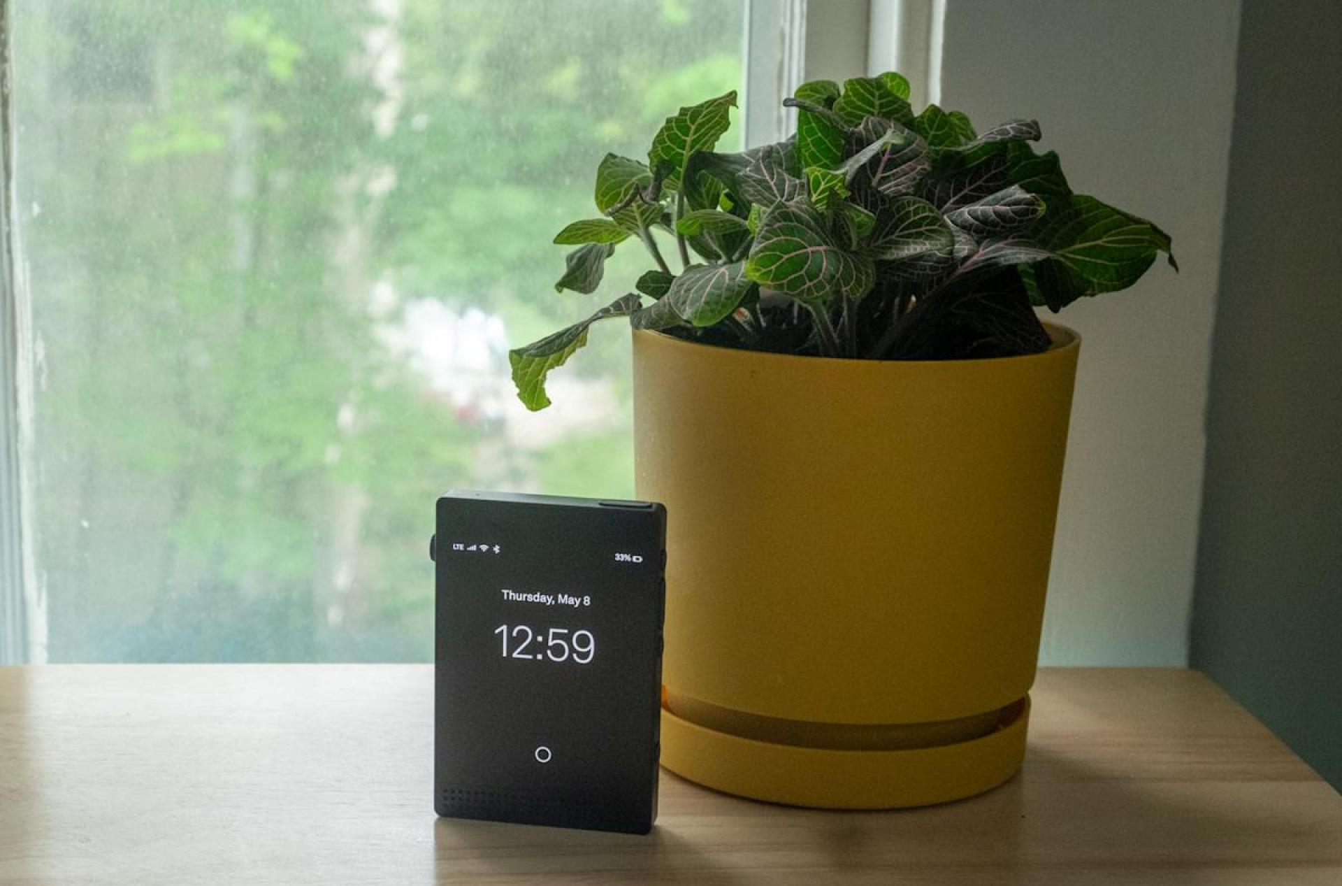 Light Phone III Review: Embracing Minimalism or Crossing the Line into Frustration? Light Phone III Review: Embracing Minimalism or Crossing the Line into Frustration?