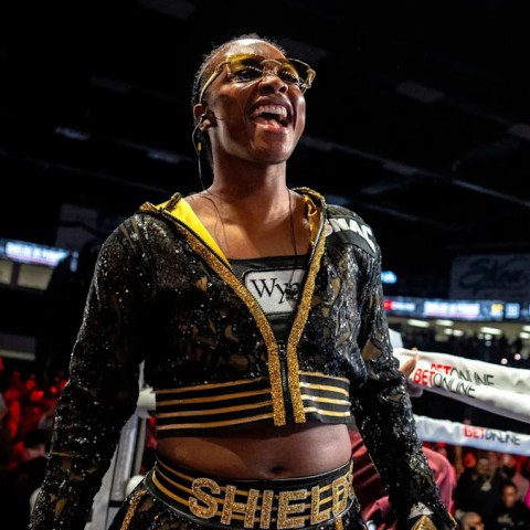 Live Updates: Claressa Shields vs. Lani Daniels – Round-by-Round Results, Ring Walks, and Start Time for the Heavyweight Championship Showdown! Live Updates: Claressa Shields vs. Lani Daniels – Round-by-Round Results, Ring Walks, and Start Time for the Heavyweight Championship Showdown!