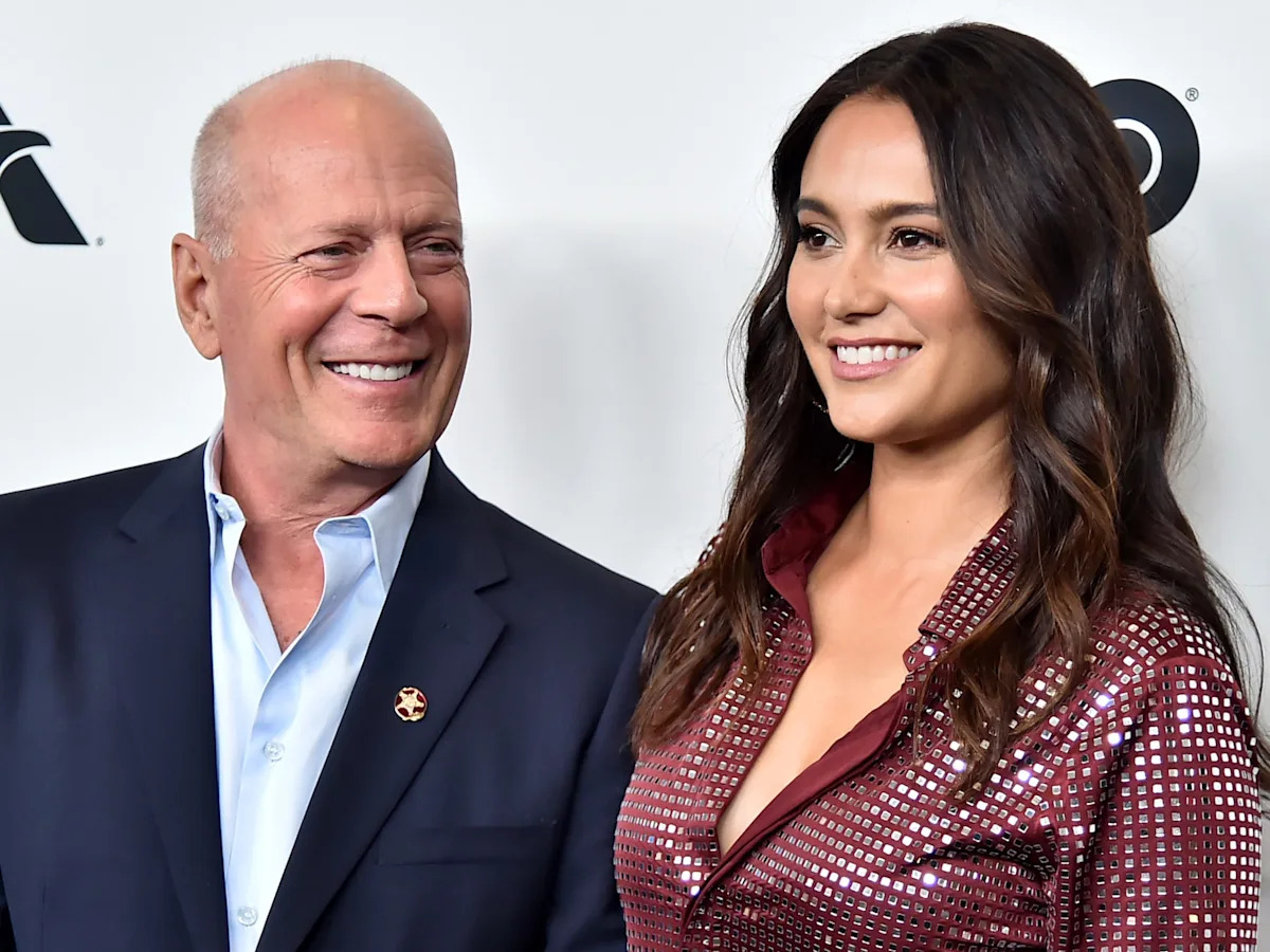 Emma Heming Willis Reveals How She Misinterpreted Bruce Willis’ Early Symptoms as Marital Issues Emma Heming Willis Reveals How She Misinterpreted Bruce Willis’ Early Symptoms as Marital Issues