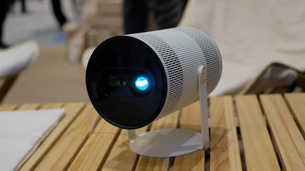 Experience the Brilliance: Hands-On with Samsung’s Adaptable Freestyle+ Projector Experience the Brilliance: Hands-On with Samsung’s Adaptable Freestyle+ Projector