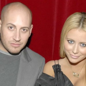 Tragic Loss: Beloved Celebrity Makeup Artist and Reality TV Star Passes Away at 46 Tragic Loss: Beloved Celebrity Makeup Artist and Reality TV Star Passes Away at 46