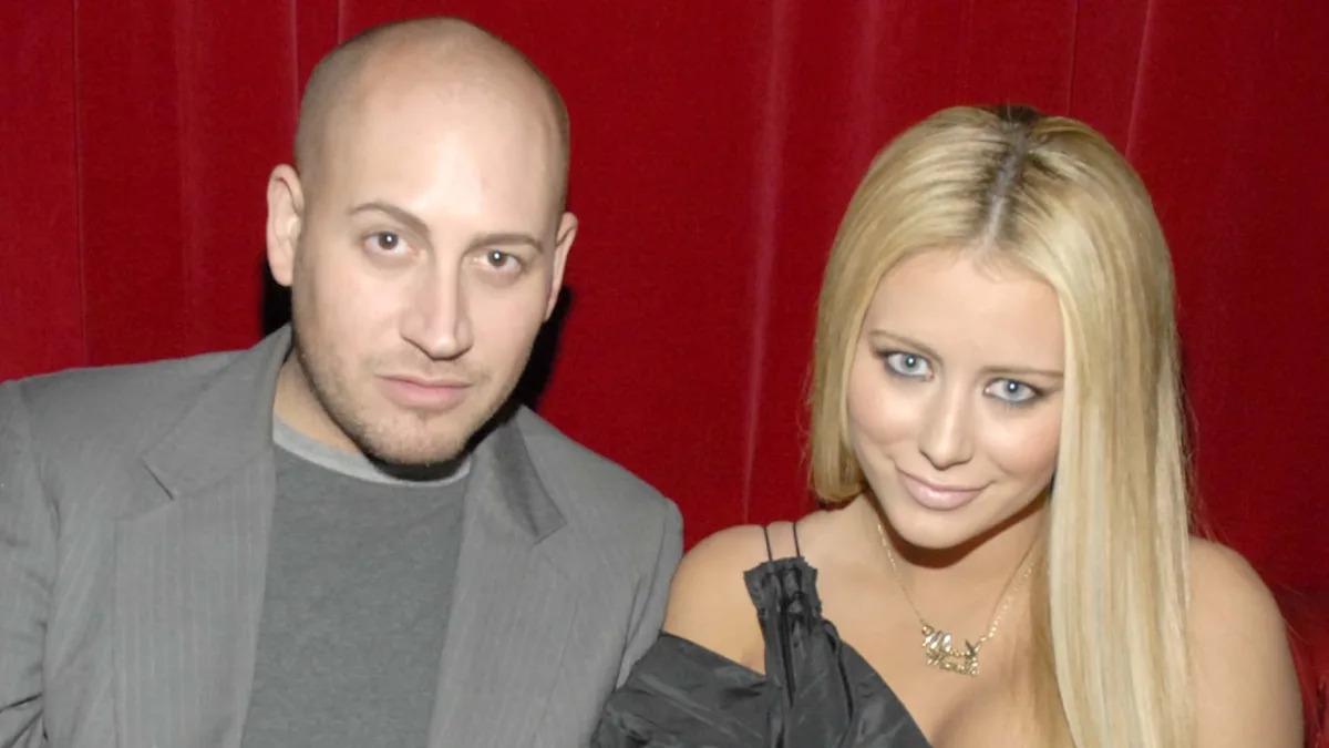 Tragic Loss: Beloved Celebrity Makeup Artist and Reality TV Star Passes Away at 46 Tragic Loss: Beloved Celebrity Makeup Artist and Reality TV Star Passes Away at 46