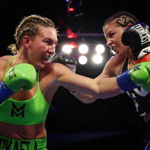 Live Updates: Mikaela Mayer vs. Sandy Ryan 2 – Round-by-Round Results, Ring Walks & Start Time for the Title Rematch! Live Updates: Mikaela Mayer vs. Sandy Ryan 2 – Round-by-Round Results, Ring Walks & Start Time for the Title Rematch!