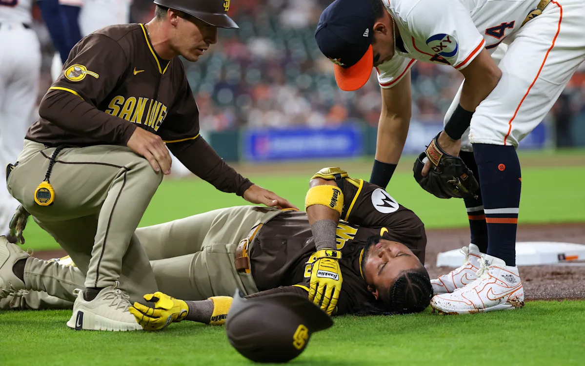 Heart-Stopping Collision: Padres’ Luis Arráez Rushed to Hospital After Shocking First Base Incident Against Astros Heart-Stopping Collision: Padres’ Luis Arráez Rushed to Hospital After Shocking First Base Incident Against Astros