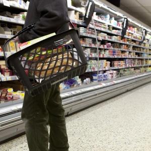 Surprising Stability: Inflation Holds Steady at 3.8% as Food Prices Begin to Fall Surprising Stability: Inflation Holds Steady at 3.8% as Food Prices Begin to Fall